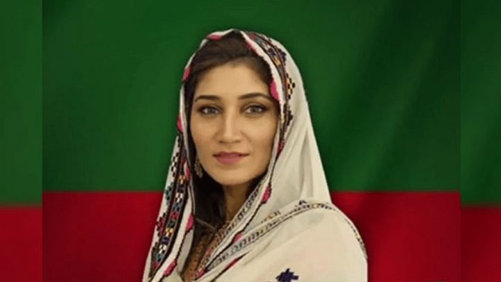 میرے والد کی گرفتاری کے وقت نہ رتبے کا لحاظ کیا گیا اور نہ ہی عمر کا، فائل فوٹو