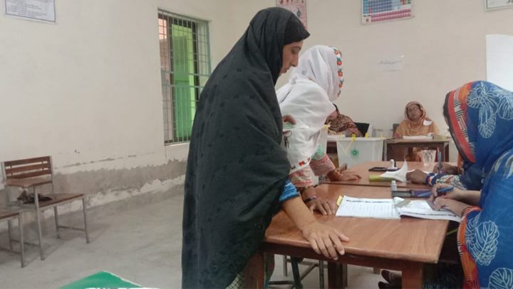 24 پولنگ اسٹیشنز کو انتہائی حساس قرار دیا گیا ہے۔فائل فوٹو