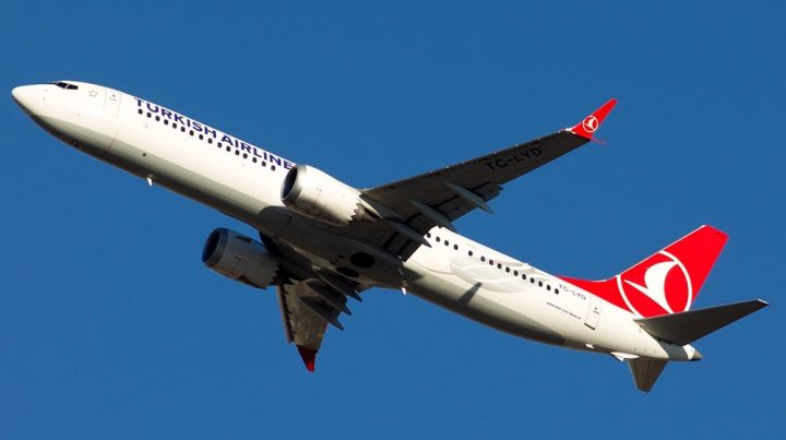 ترکش ایئرلائن کی پرواز ٹی کے 84 میں دورانِ پرواز خاتون مسافرکو دل کا دورہ پڑا تھا۔فائل فوٹو