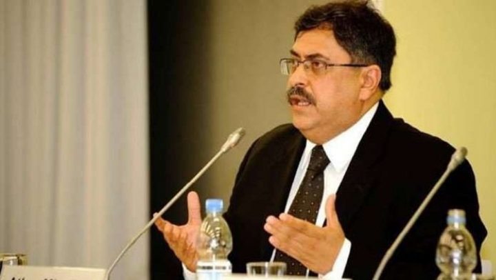 حیرانی کی بات ہے کہ ایک اور سابق وزیراعظم کے خلاف متعدد ٹرائلز چلائے جا رہے ہیں، فائل فوٹو