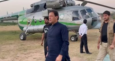   پی ٹی آئی دھرنا دے گی یا جلسہ کرے گی؟ اس کا حتمی اعلان کل عمران خان کریں گے۔فائل فوٹو