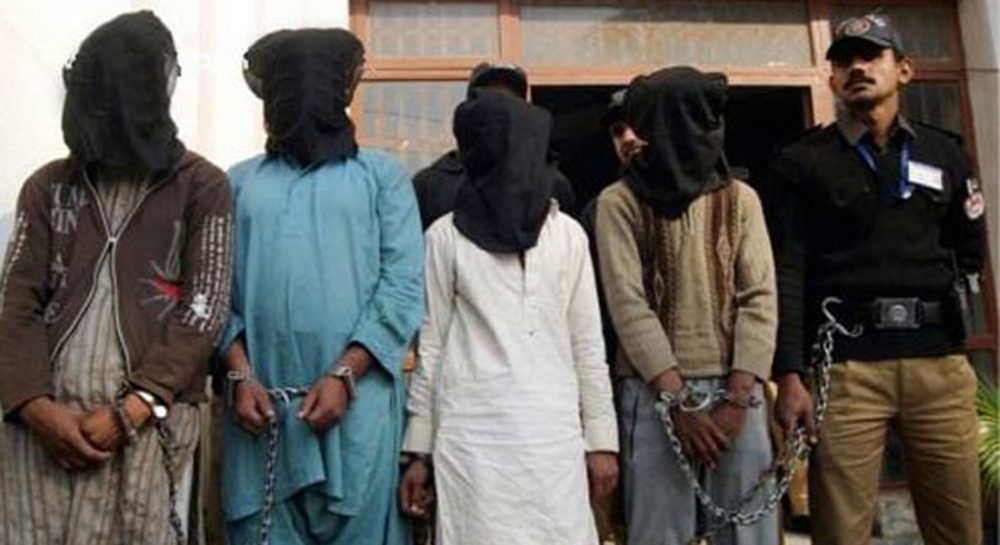 30مشتبہ افرادگرفتار