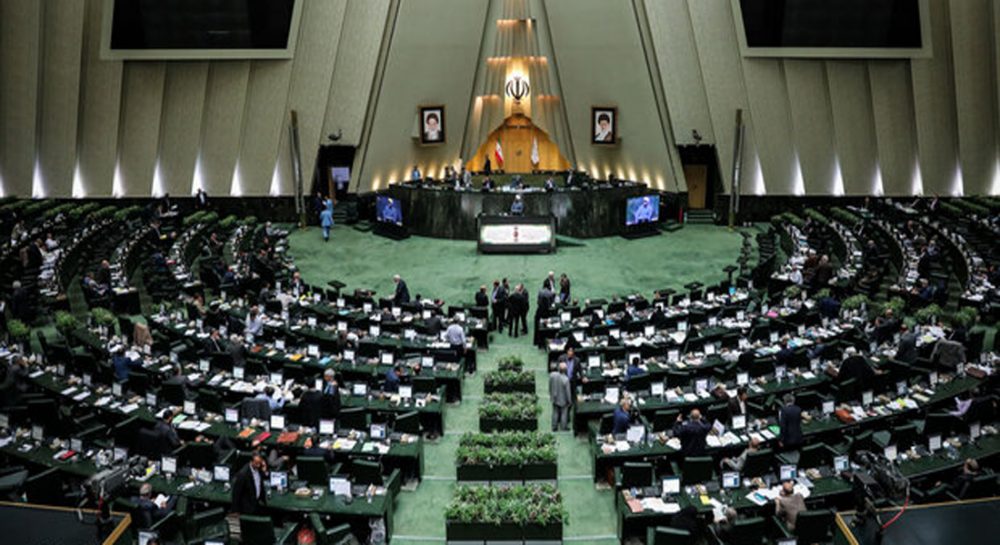 حجاب قانون کا جائزہ شروع