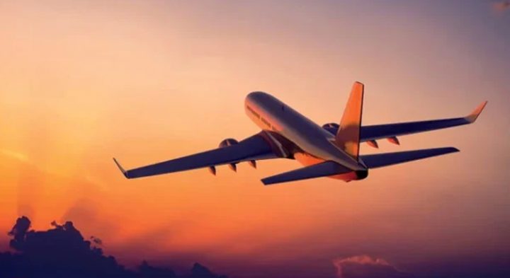 کراچی ایئرپورٹ ہنگامی لینڈنگ