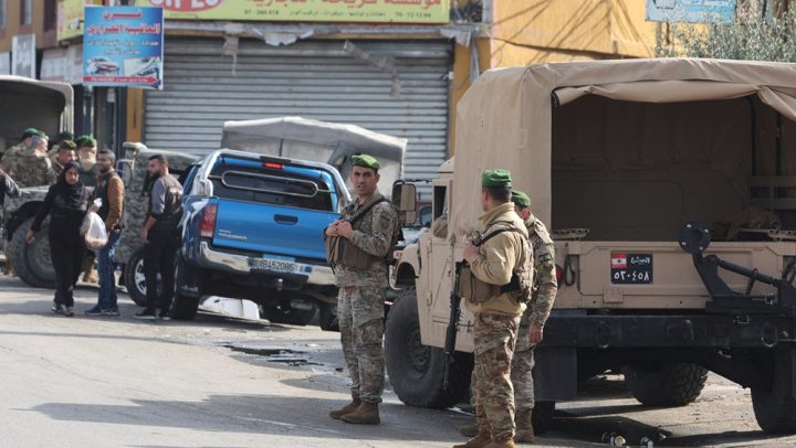 دو فوجی معمولی زخمی ہونے کی وجہ سے زیر علاج ہیں۔فائل فوٹو