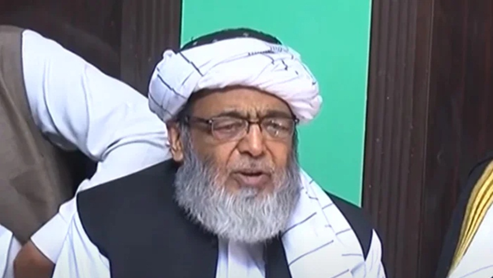 حافظ حسین احمد 2 سال قبل پارٹی پالیسی کی خلاف ورزی پر برطرف کیے گئے تھے۔فائل فوٹو