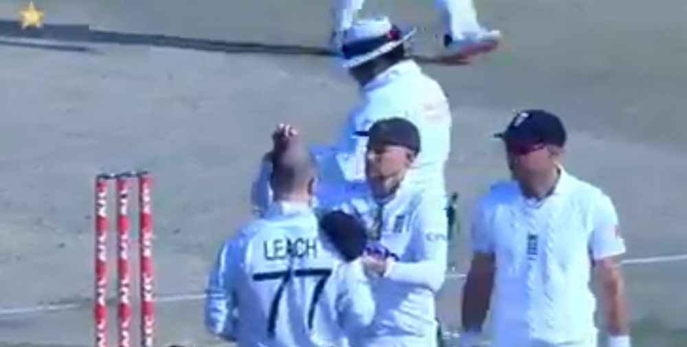 گیند چمکانے کا نیا طریقہ