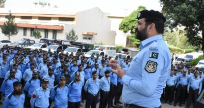 افسران و اہلکار پنجاب پولیس کی یونیفارم جیسے سکس پاکٹ پینٹ پہنیں گے، فائل فوٹو