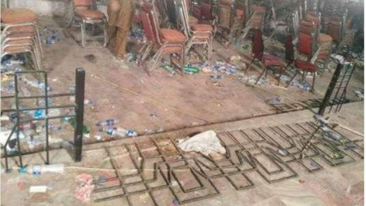 گریٹر اقبال پارک کے بیشتر پارکس اور چھوٹے پودے تباہ کر دیے گئے،فائل فوٹو