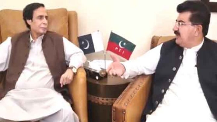 چوہدری پرویز الہٰی کو ملکی استحکام اور ترقی کیلیے کردار ادا کرنا چاہیے۔ فائل فوٹو
