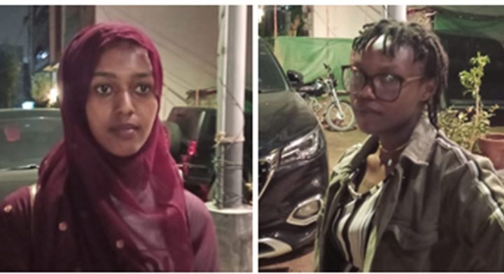 ملزمان نے دنوں خواتین کے پاسپورٹ بھی ضبط کرلیے تھے۔فائل فوٹو