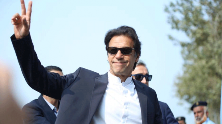 بہت سے ٹوئٹس اور انسٹاگرام پر پیغامات ہیں ۔ بانی پی ٹی آئی نے عوام کو سڑکوں پر نکلنے کا کہا، فائل فوٹو