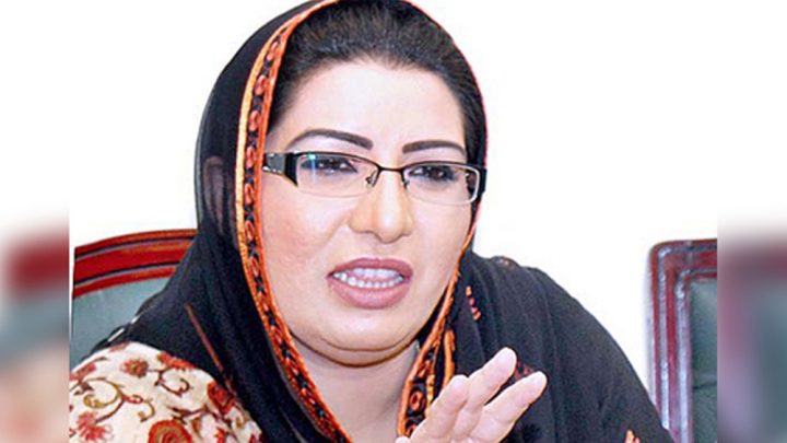 خاور مانیکا کے بیانات کے بعد پیر صاحب کا کوئی تعویز اثر نہیں کر رہا، فائل فوٹو