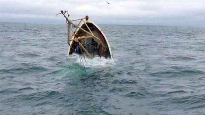 لاغر اور نیم مردہ افراد کو فوری طبی امداد اور پانی وغیرہ دینے کے بعد قریبی اسپتال منتقل کیا گیا، فائل فوٹو