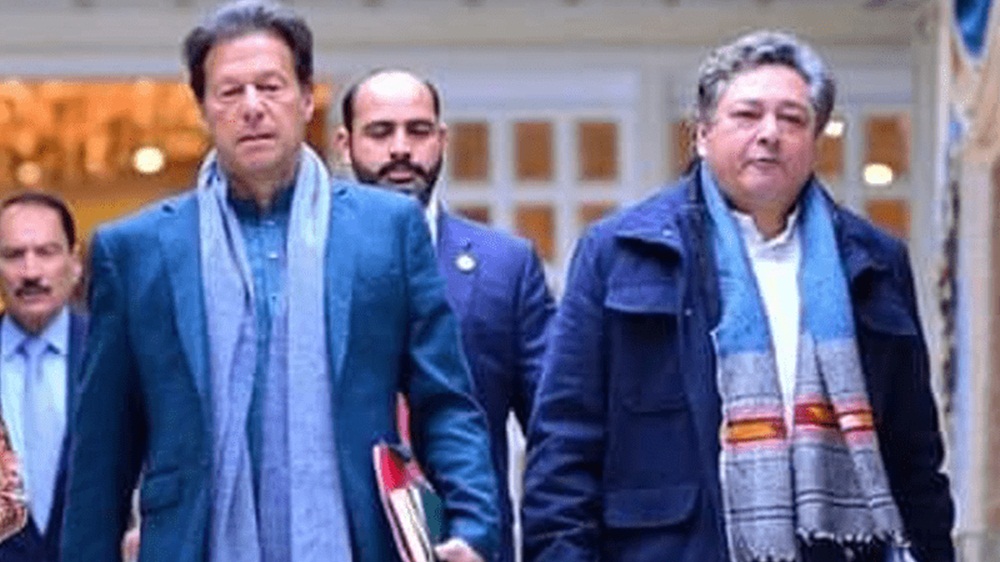 عمران خان نے سائفر ان سے لیا تھا جسے انہوں نے گم کر دیا اور بعد میں کبھی واپس نہیں کیا۔ فائل فوٹو