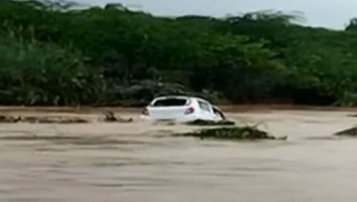 اطلاع ملنے پر ریسکیو کی ٹیمیں موقع پر پہنچ گئیں، فائل فوٹو