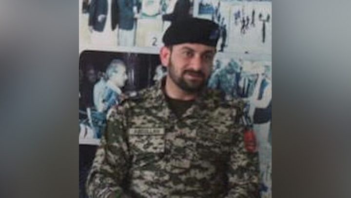نماز جنازہ میں حاضر سروس ، ریٹائرڈ افسران و دیگر نے شرکت کی، فائل فوٹو