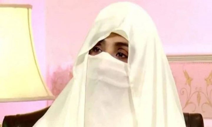 کمرہ عدالت میں بانی پی ٹی آئی کی بہنوں سے بھی نہیں ملیں، فائل فوٹو