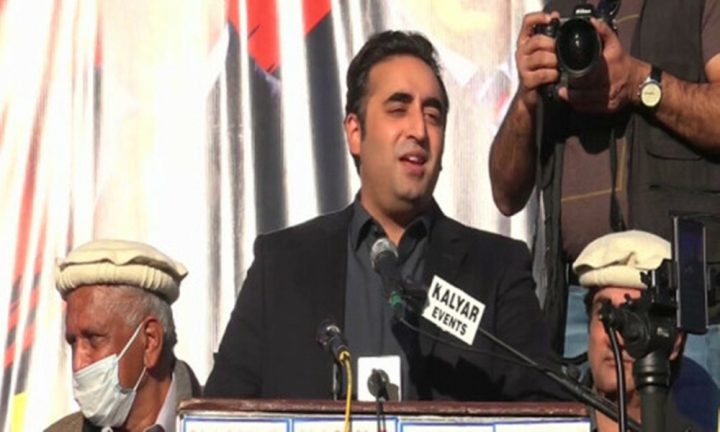 عمران خان کے نعرے لگے تو دیکھ کر خوشی ہوئی، فائل فوٹو