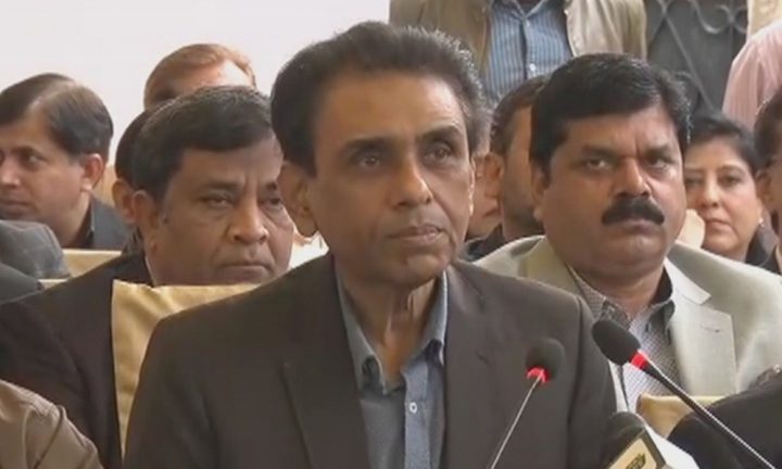 ایم کیو ایم کے پاس سڑکوں پر آنے کا آئینی ، قانونی حق ہے۔ فائل فوٹو