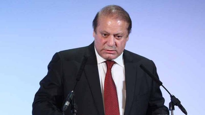 ریٹرننگ افسر کو رات کے وقت تبدیل کر دیا گیا۔ فائل فوٹو