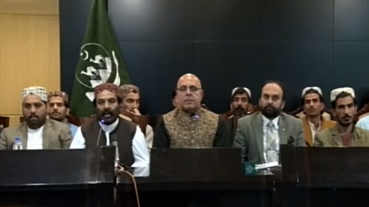 بھارت سے پیسے لیکر اپنے ہی لوگوں کا خون بہایا جارہا ہے، فائل فوٹو