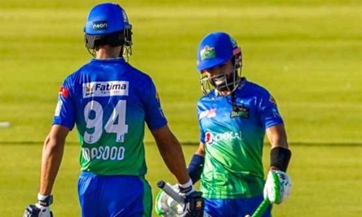 محمد رضوان نے 2 چھکوں اور 4 چوکوں کی مدد سے 52 رنز کی اننگز کھیلی، فائل فوٹو