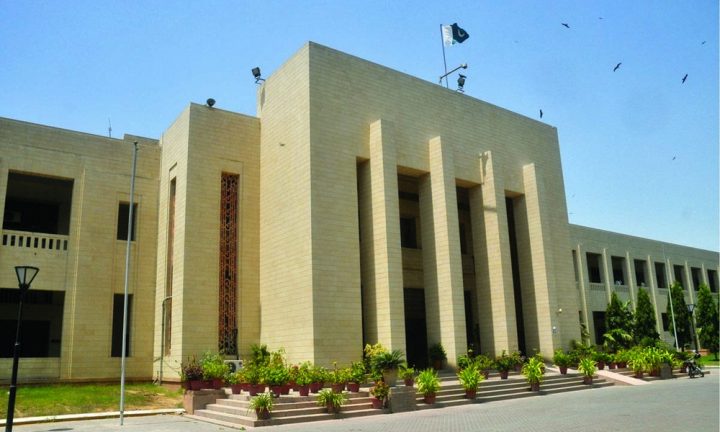 حلف برداری کے بعد اسپیکر نئے اسپیکر اور ڈپٹی اسپیکر کے انتخابات کا شیڈول دیں گے، فائل فوٹو