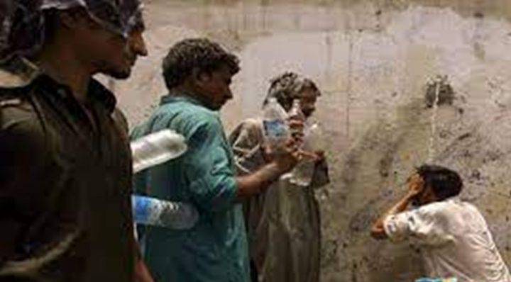 آئندہ تین سے چار روز تک گرمی کی شدت میں اضافے کا امکان ہے۔فائل فوٹو