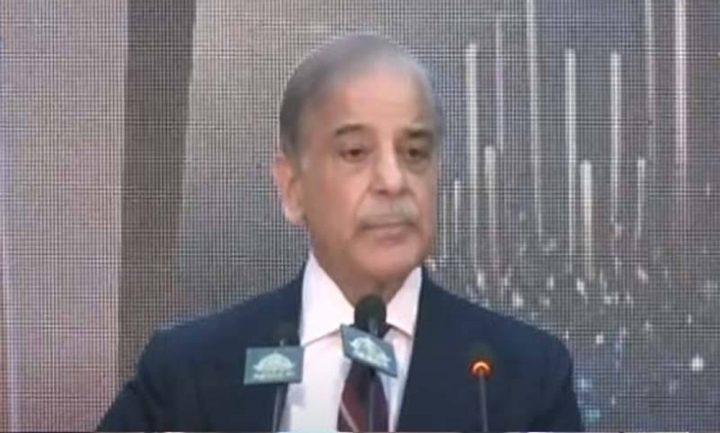 شہباز شریف کا رمضان پیکیج کے مانیٹرنگ نظام کا جائزہ لینے کیلئے نیشنل ٹیلی کام ہیڈکوارٹرز کا دورہ کیا،فائل فوٹو