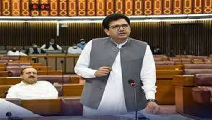 ڈیرہ اسمعیل خان کی سیٹ پر مسلم لیگ (ن) اور جمعیت علمائے اسلام کا بائیکاٹ تھا جس میں بھی دھاندلی کی گئی، فائل فوٹو