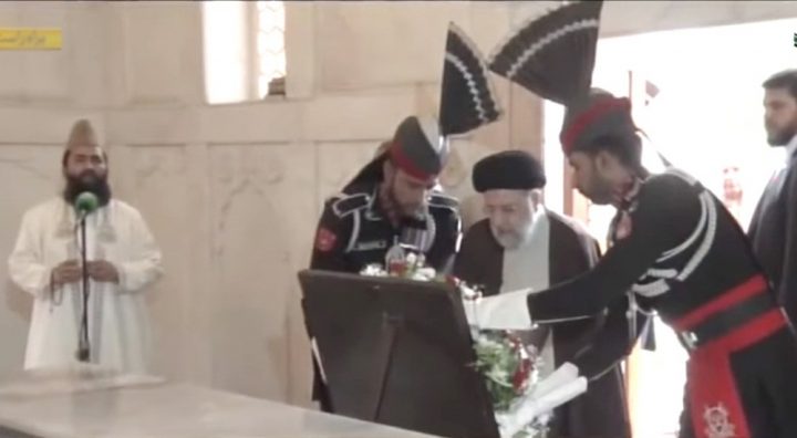  ایرانی صدرنے مہمانوں کی کتاب میں اپنے تاثرات بھی قلمبند کیے، فائل فوٹو