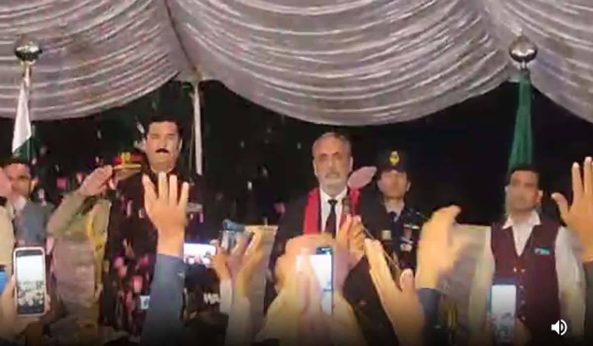 Faisal Karim Kundi took oath as the Governor of Khyber Pakhtunkhwa