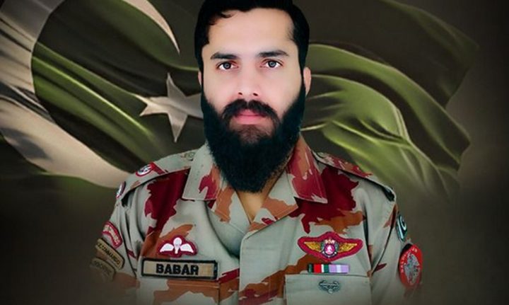 شہید کو مکمل فوجی اعزاز کے ساتھ آبائی شہر میں سپرد خاک کیا جائے گا، فوٹو آئی ایس پی آر