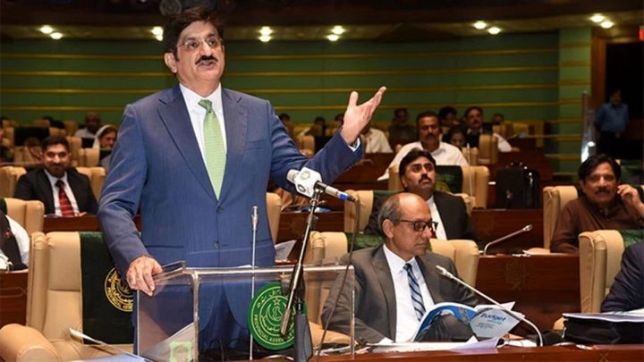 سرکاری ملازمین کی تنخواہوں میں 22  سے 30 فیصد تک اضافہ کیاگیا، فائل فوٹو