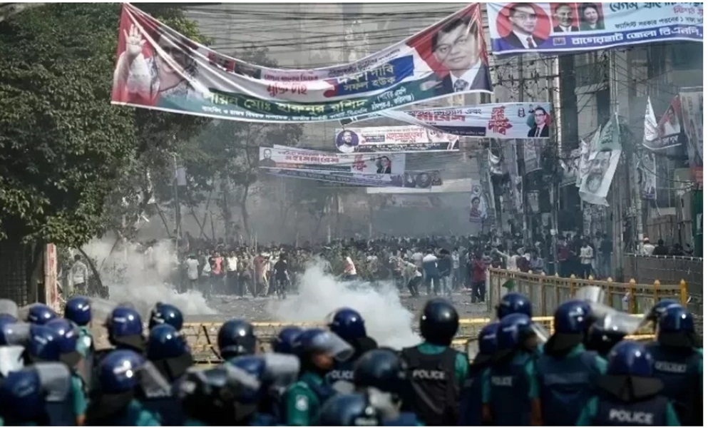 ان کے نازک اعضا پر بھی شدید چوٹیں آئی ہیں اور سخت سیکیورٹی میں ان کا علاج کیا جا رہا ہے، فائل فوٹو