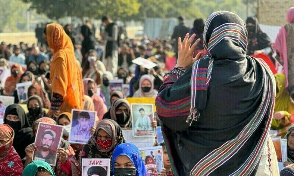 لاپتہ افراد کے لواحقین نے حکومتی وفد سے مذکرات کے کیے، فائل فوٹو