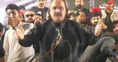  عہدے داران نے سوشل میڈیا پر ’’انقلاب‘‘ برپا کرنا بہتر سمجھا، فائل فوٹو 