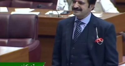 حکومتی ارکان نے بھی ’مروت کو کیوں نکالا جواب دو‘ اور ’ظالمو جواب دو مروت کا حساب دو‘ کے نعرے بلند کیے، فوٹو سرکاری میڈیا