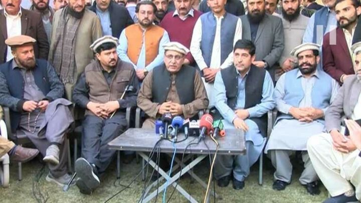 فوٹو مقامی میڈیا