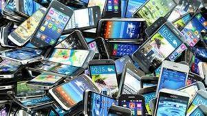 ڈبل کیبن گاڑی اسمگلنگ کے لئے خصوصی طورپر تیارکی گئی تھی ، فائل فوٹو