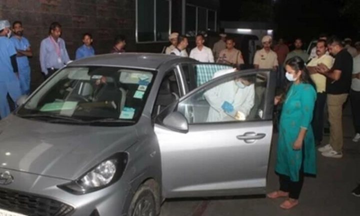 فوٹو بھارتی میڈیا