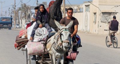 گدھا گاڑیوں پر بروقت اسپتال پہنچا کر سیکڑوں زخمیوں کی جان بچائی جاچکی، فائل فوٹو