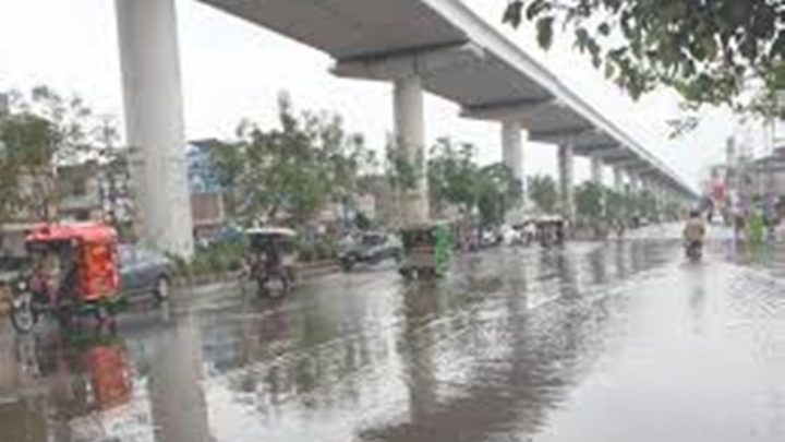 فوٹو مقامی میڈیا