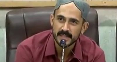 پی ٹی آئی کی پالیسی کے ساتھ ہر کوئی نہیں، میں لیاری سے الیکشن لڑوں گا، فوٹو مقامی میڈیا