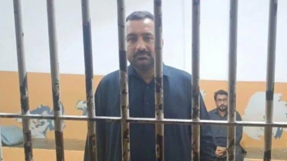 آپ لوگوں کو صرف عام آدمی کو تنگ کرنا آتا ہے، کیا آپ ڈی ایس پی بن جائیں گے اس کیس کے بعد، فائل فوٹو