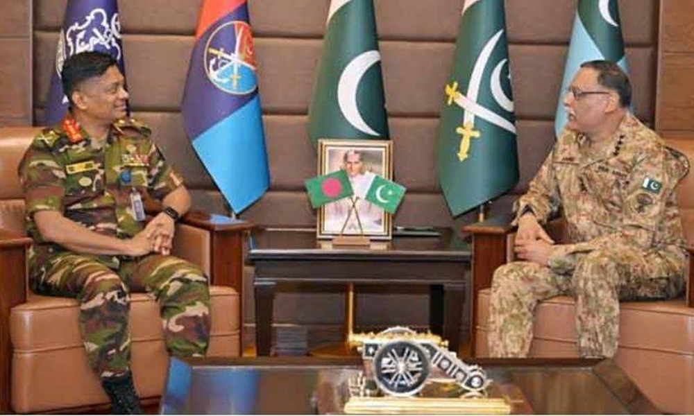 ملاقات کے دوران دونوں فریقوں نے خطے میں موجودہ سیکیورٹی ماحول پر تبادلۂ خیال کیا، فوٹو آئی ایس پی آر