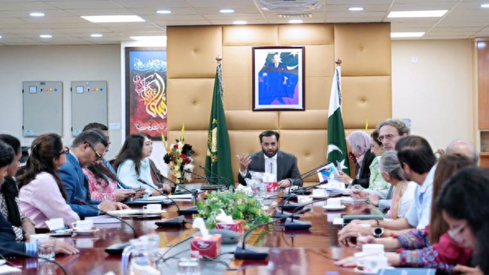 فوٹو مقامی میڈیا