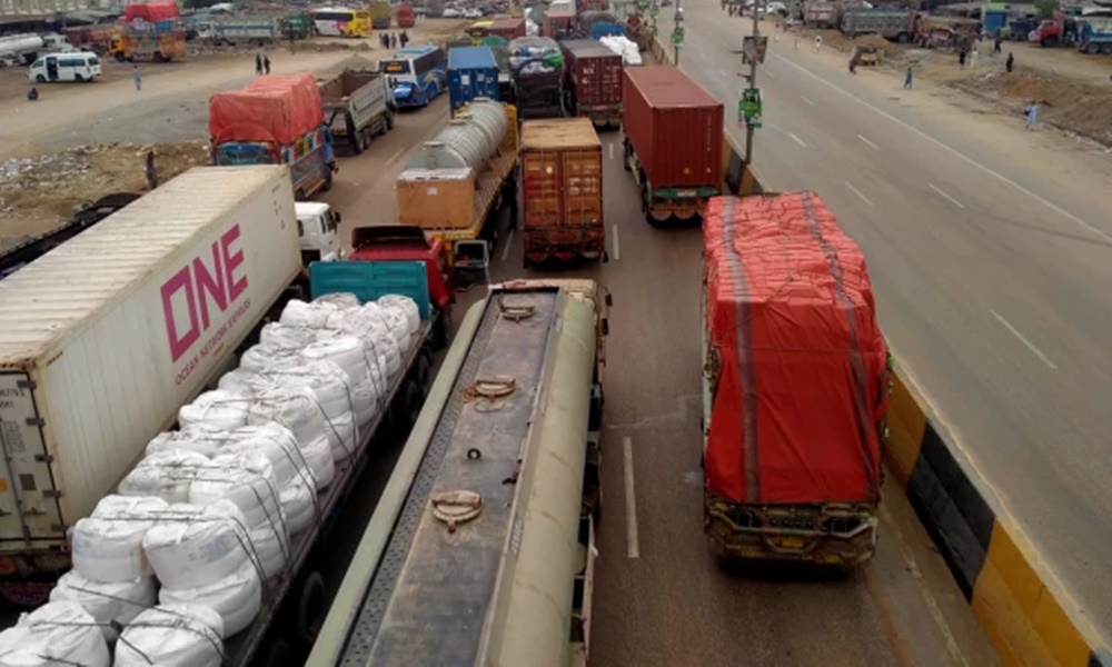 فوٹو مقامی میڈیا