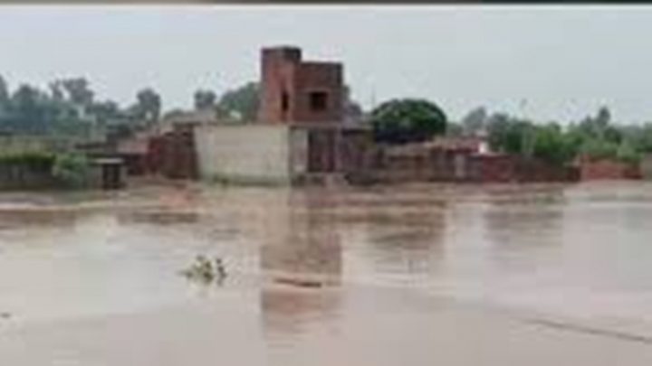 گرفتاری سے بچنے کیلئے 5 کروڑ رشوت آفر کی گئی تھی ، فائل فوٹو